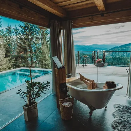 Luxgut - Rebecca * Zmollach